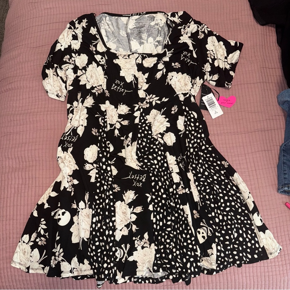Torrid X Betsy Johnson babydoll dress - Picture 5 of 8